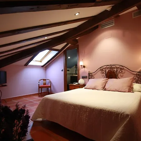 Dona Elvira Nava Отель 2*