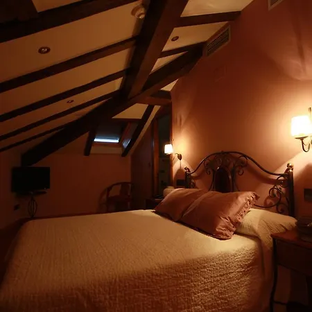 Dona Elvira Nava Отель