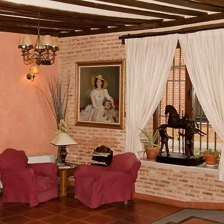 Dona Elvira Nava 2* Нава-дель-Рей