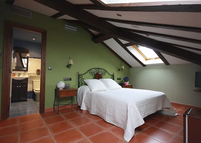 Dona Elvira Nava Hotel