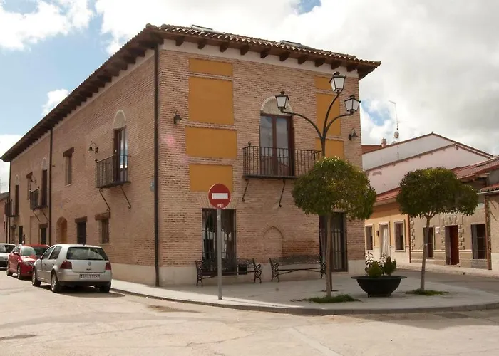 Dona Elvira Nava 2* Nava del Rey